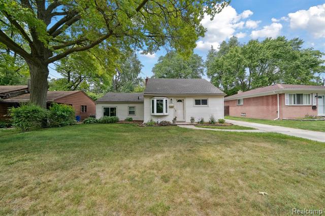 front view picture of 4309 Marr, Warren, MI. 48091