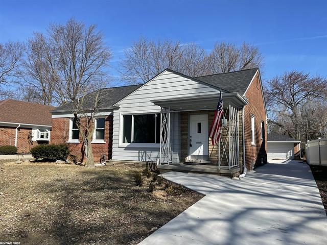 front view picture of 22001 Statler, Saint Clair Shores, MI. 48081