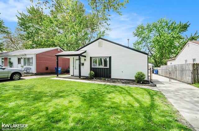 front view picture of 25805 Rosenbusch, Warren, MI. 48089