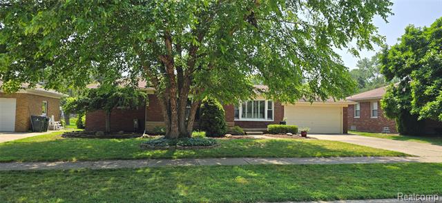 front view picture of 20830 Bon Brae, Saint Clair Shores, MI. 48081