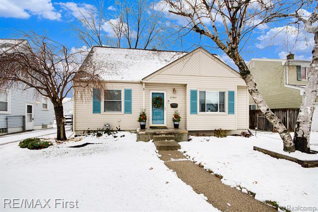 front view picture of 25861 Wiseman, Roseville, MI. 48066