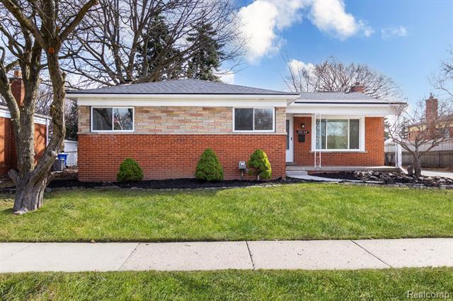 front view picture of 26148 Dover, Warren, MI. 48089