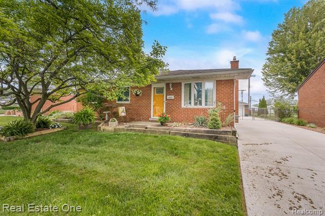 front view picture of 4573 Bernice, Warren, MI. 48091