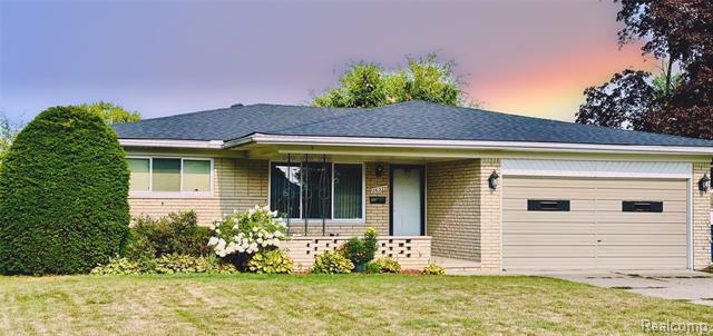 front view picture of 26321 Burg, Warren, MI. 48089