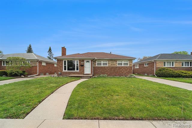 front view picture of 8373 Mckinley, Center Line, MI. 48015