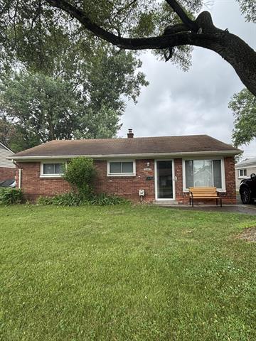 front view picture of 26013 Kathy, Roseville, MI. 48066