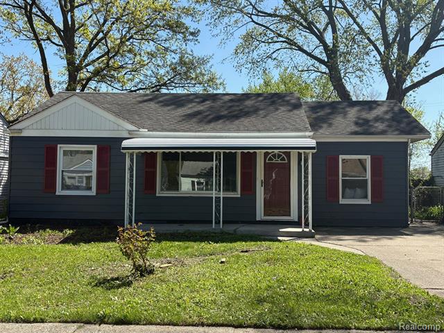 front view picture of 26110 Nagel, Roseville, MI. 48066