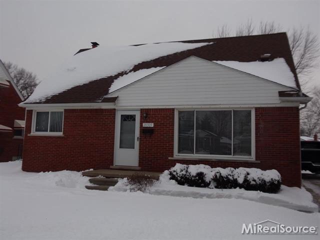 front view picture of 20309 Frazho, Saint Clair Shores, MI. 48081