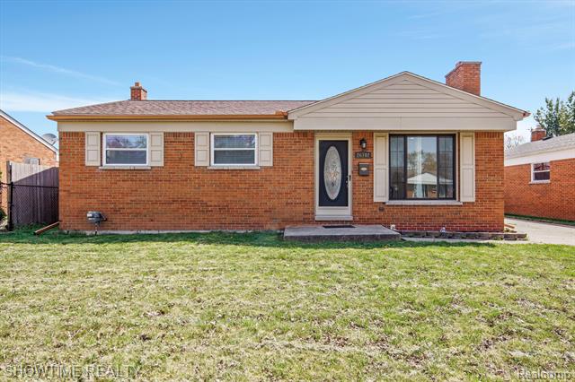 front view picture of 26702 Haverhill, Warren, MI. 48091