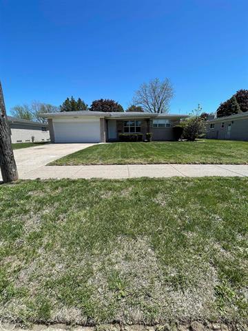 front view picture of 26404 Burg, Warren, MI. 48089