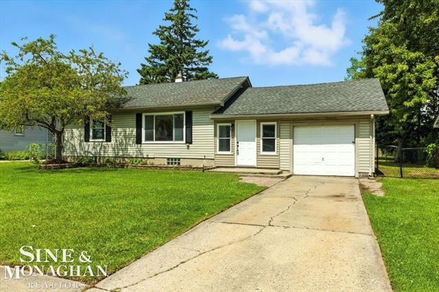 front view picture of 13699 Mc Kinley, Warren, MI. 48089