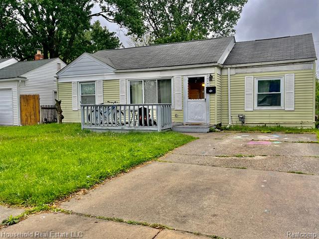 front view picture of 26140 Nagel, Roseville, MI. 48066