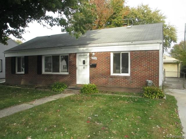 front view picture of 26580 Grandmont, Roseville, MI. 48066