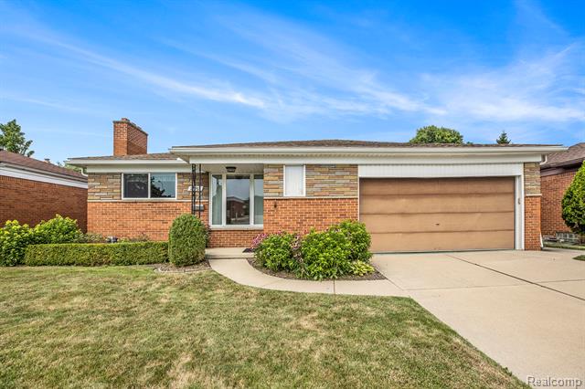 front view picture of 27220 Cosgrove, Warren, MI. 48092