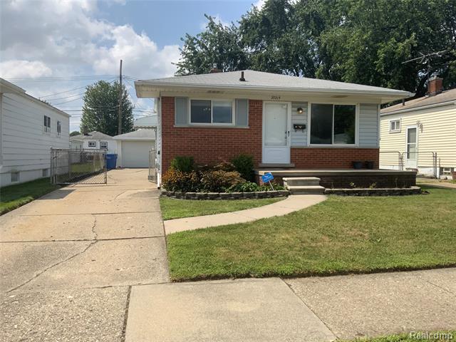 front view picture of 27215 Townsend, Warren, MI. 48092