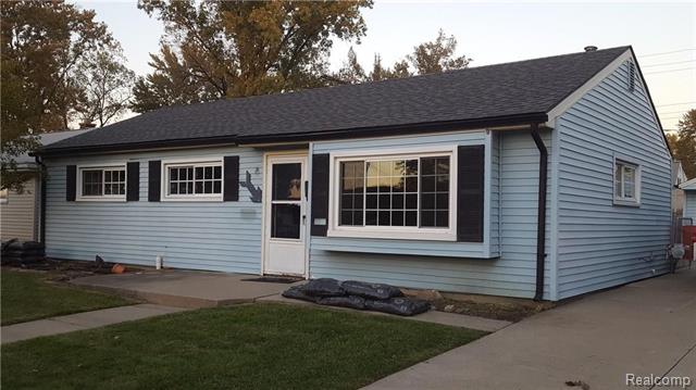 front view picture of 26752 Dale, Roseville, MI. 48066