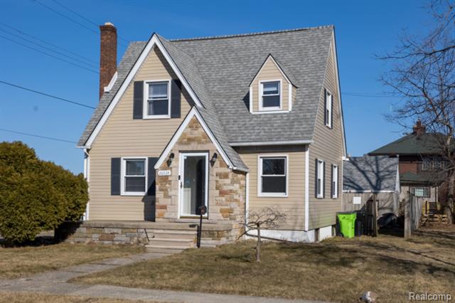 front view picture of 26834 Greenleaf, Roseville, MI. 48066