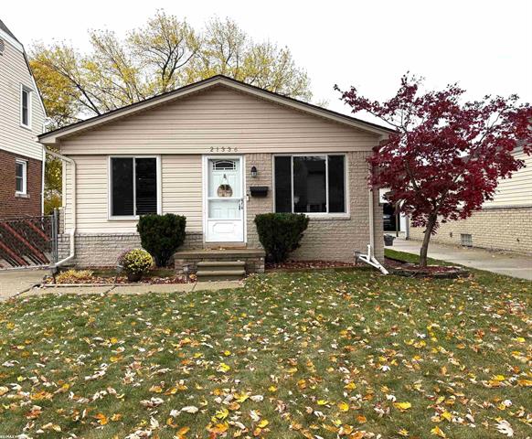 front view picture of 21336 Erben, Saint Clair Shores, MI. 48081