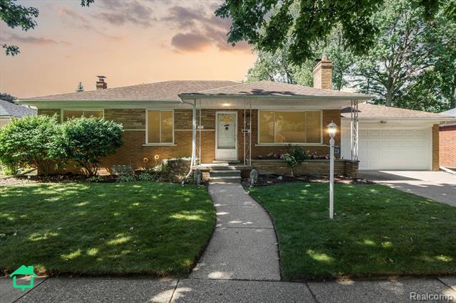 front view picture of 27319 La Rose, Warren, MI. 48093