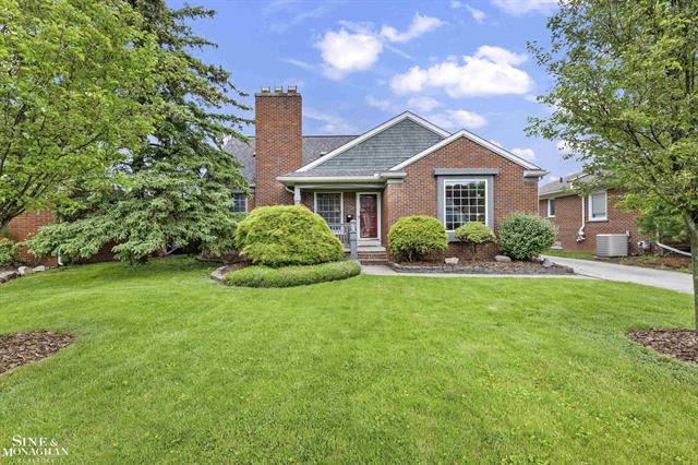 front view picture of 22511 Ardmore, Saint Clair Shores, MI. 48081