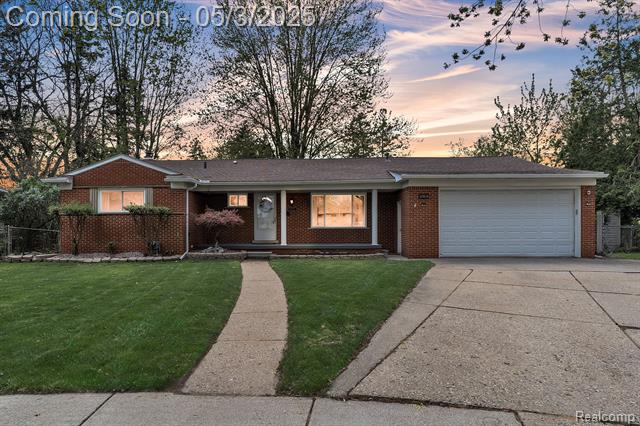 front view picture of 27610 Denmar, Warren, MI. 48093
