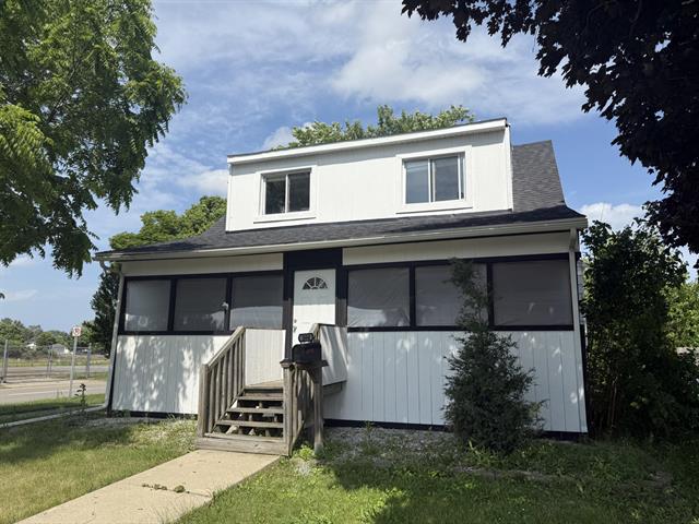 front view picture of 26840 Elm, Roseville, MI. 48066