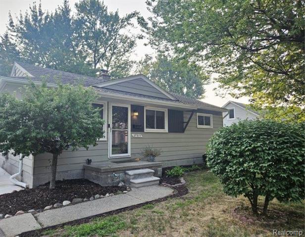 front view picture of 27315 Gilbert, Warren, MI. 48093