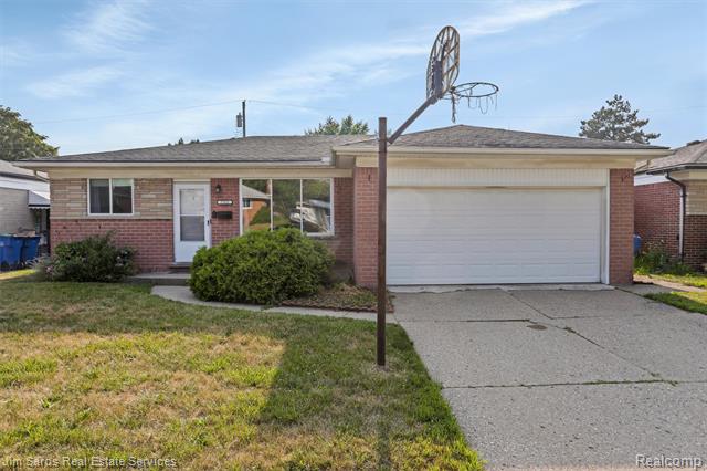 front view picture of 27821 Wagner, Warren, MI. 48093