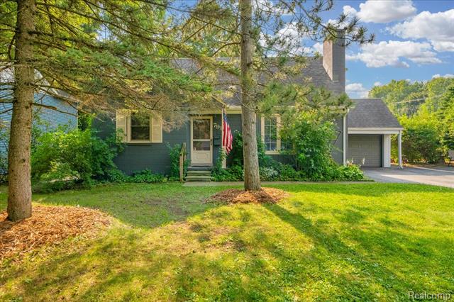 front view picture of 791 Horton St, Northville, MI. 48167