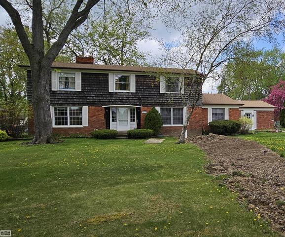 front view picture of 28177 Palomino, Warren, MI. 48093