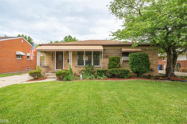 front view picture of 8435 Francine, Warren, MI. 48093