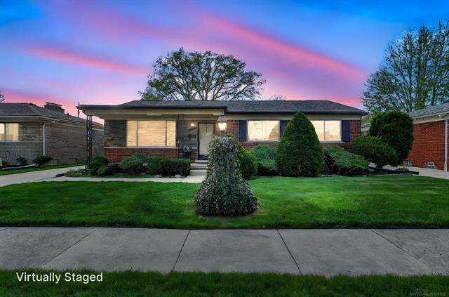front view picture of 28443 Campbell, Warren, MI. 48093
