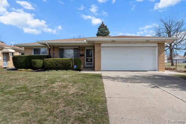 front view picture of 28648 Gail, Warren, MI. 48093