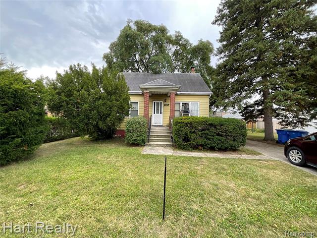 front view picture of 5620 Elmgrove, Warren, MI. 48092