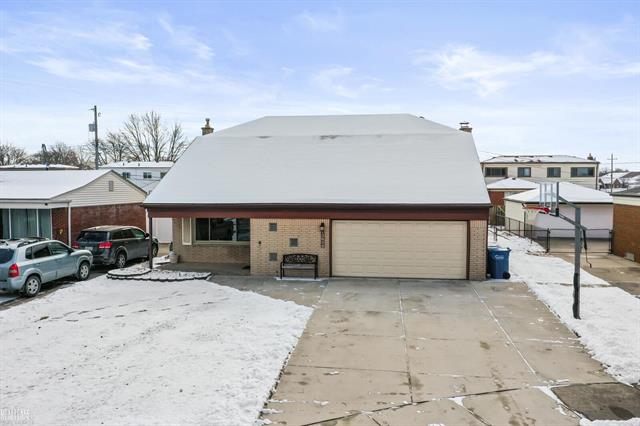 front view picture of 13624 Penrose, Warren, MI. 48088