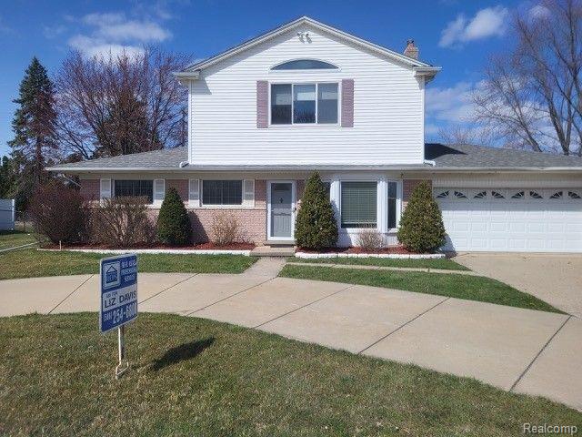 front view picture of 5601 Elmgrove, Warren, MI. 48092