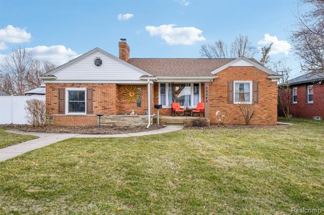 front view picture of 20342 Martin, Saint Clair Shores, MI. 48081