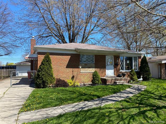 front view picture of 28604 Barkman, Roseville, MI. 48066