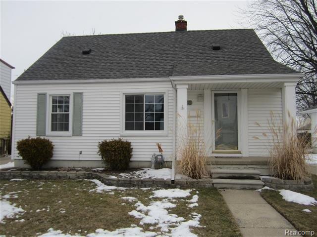 front view picture of 28190 Asmus, Roseville, MI. 48066