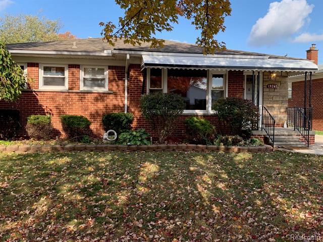 front view picture of 19245 Rock, Roseville, MI. 48066