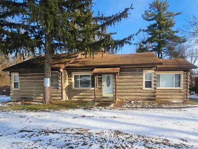 front view picture of 20980 Evergreen Rd, Southfield, MI. 48075