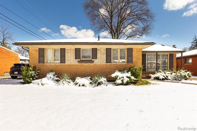 front view picture of 29504 Norma, Warren, MI. 48093