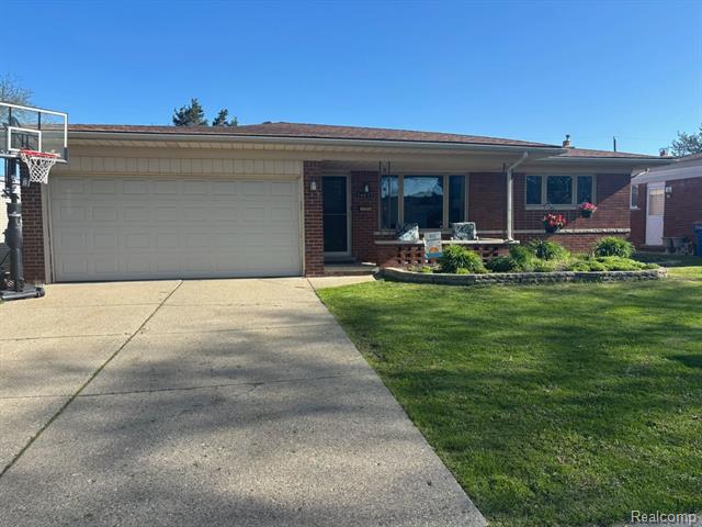front view picture of 14617 Ivanhoe, Warren, MI. 48088
