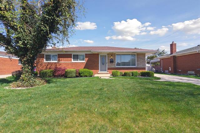 front view picture of 14107 Bade, Warren, MI. 48088
