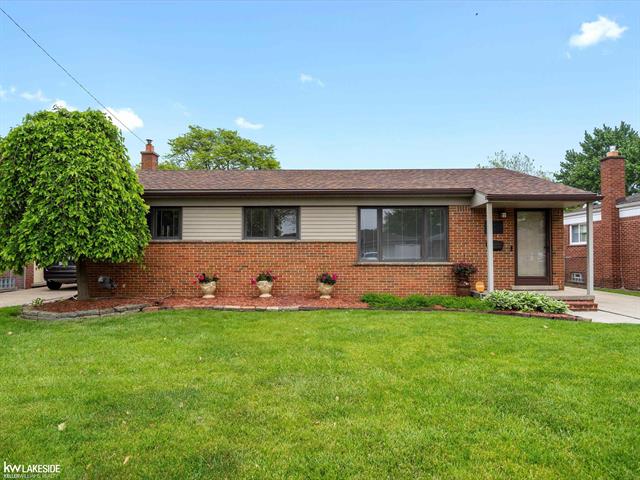 front view picture of 29540 Eiffel, Warren, MI. 48088