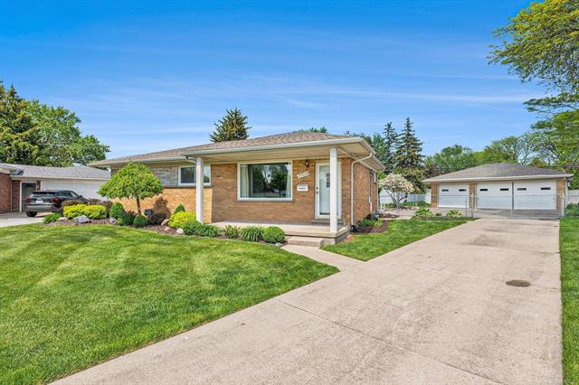 front view picture of 27614 Dover, Warren, MI. 48088
