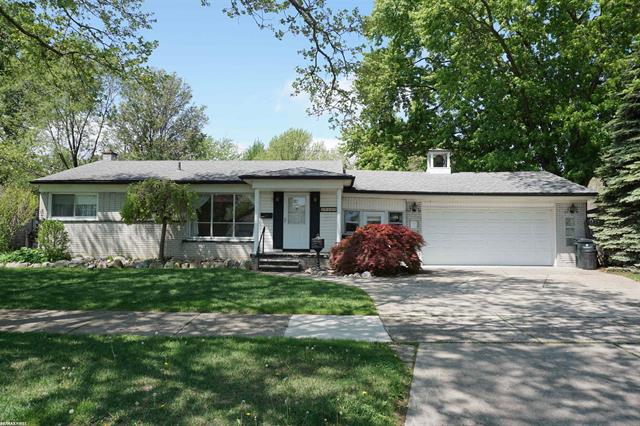 front view picture of 29807 Champine, Saint Clair Shores, MI. 48082