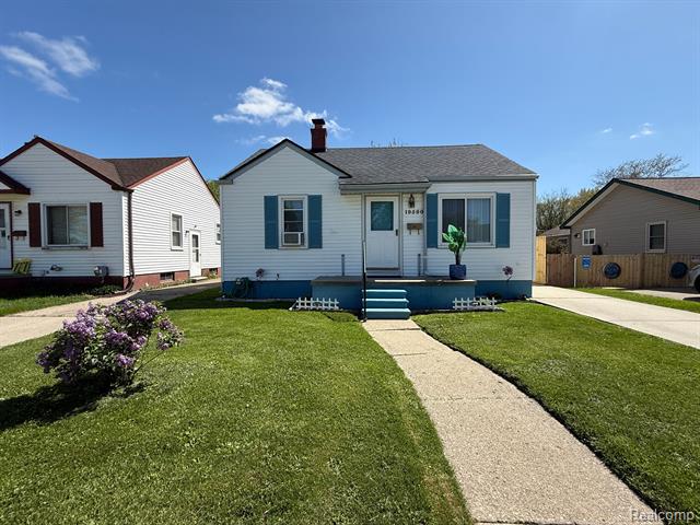 front view picture of 19590 Georgia, Roseville, MI. 48066