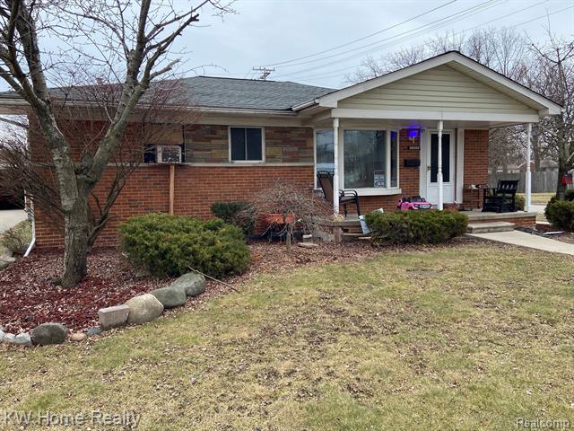 front view picture of 30000 Elmgrove, Saint Clair Shores, MI. 48082