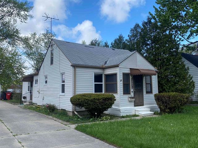 front view picture of 18041 Eastland, Roseville, MI. 48066